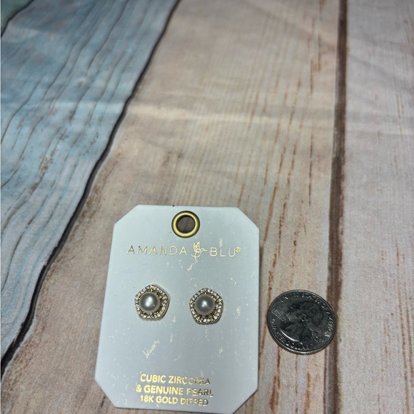 New Amanda Blu Gold Pentagon Halo Pearl Stud Earrings - Picture 2 of 3